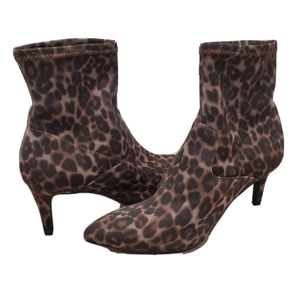 NEW 1901 Leopard Print Ankle Boot